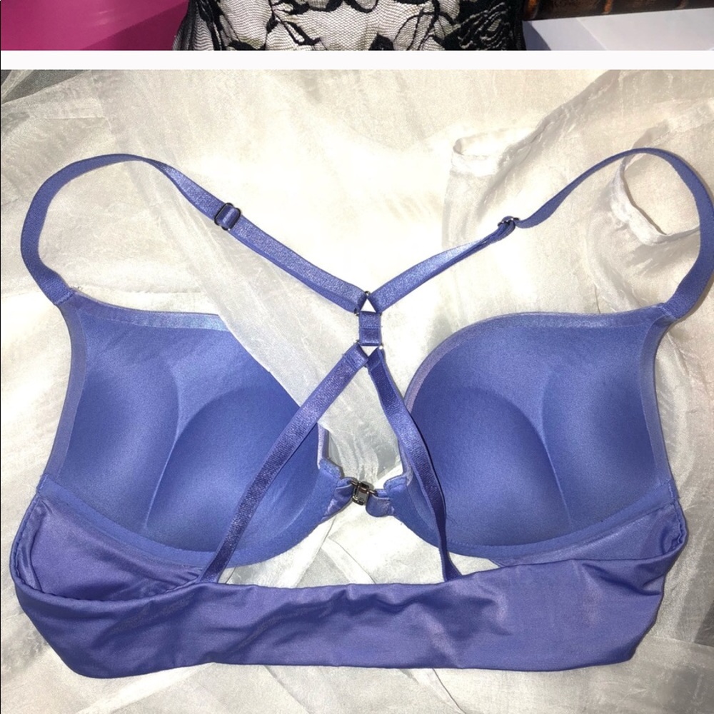 Victoria secret bombshell